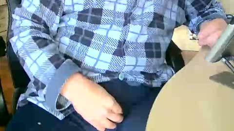 Tobiko online show from February 1, 4:00 pm