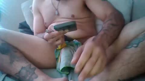 Snapshot of todamnmuch chatting on January 4, 3:49 pm Dickinsince93 online show from January 4, 3:49 pm