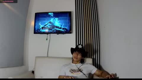 toji lee online show from November 11, 4:34 am