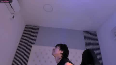 toji lee online show from November 15, 8:38 pm