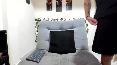 Snapshot of tokio_master chatting on October 20, 3:51 am Tokyo Master online show from October 20, 3:51 am