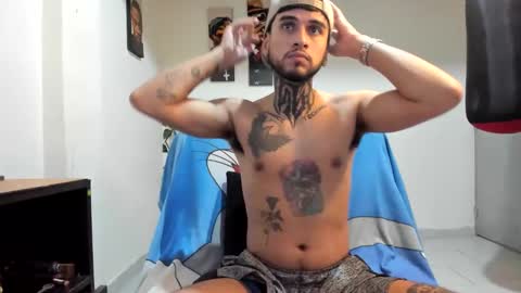 Snapshot of tokio_master chatting on December 3, 4:09 am Tokyo Master online show from December 3, 4:09 am