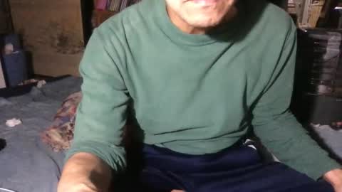 small man online show from October 20, 8:31 pm