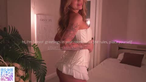 Snapshot of tokyo_n chatting on March 6, 11:14 am tokyo_n online show from March 6, 11:14 am