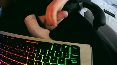 Snapshot of tolon408472 chatting on March 1, 8:23 am tolon408472 online show from March 1, 8:23 am