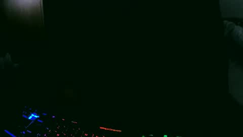 Snapshot of tolon408472 chatting on March 1, 3:05 pm tolon408472 online show from March 1, 3:05 pm