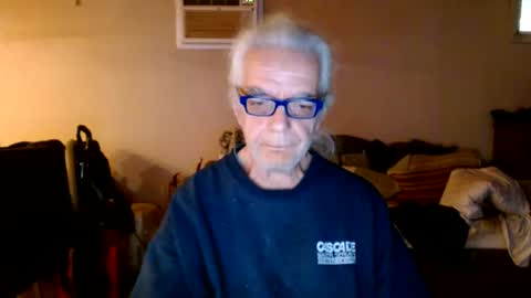 tom112292014 online show from December 14, 1:38 pm