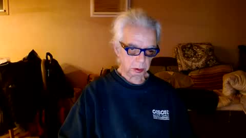 tom112292014 online show from December 22, 11:41 pm