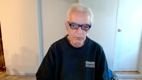 tom112292014 online show from December 26, 3:20 pm