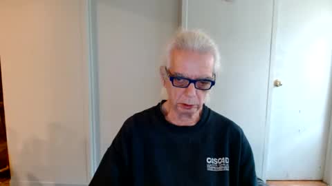 tom112292014 online show from December 30, 3:13 pm