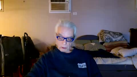 tom112292014 online show from December 31, 3:20 pm