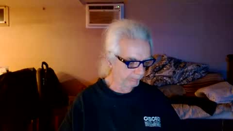 tom112292014 online show from January 3, 3:27 am