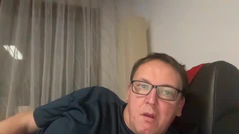 Snapshot of tom6644 chatting on January 23, 6:35 pm Tom online show from January 23, 6:35 pm