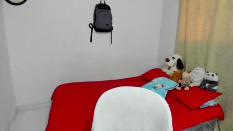 Snapshot of tom_blue10 chatting on October 2, 1:07 pm Tom Blue online show from October 2, 1:07 pm