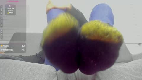 Snapshot of tom_blunt96 chatting on December 12, 10:52 pm TOM online show from December 12, 10:52 pm