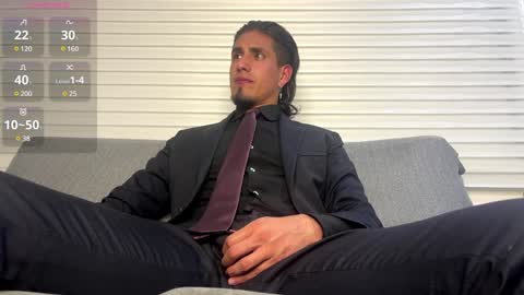 Snapshot of tom_blunt96 chatting on January 3, 1:16 am TOM online show from January 3, 1:16 am