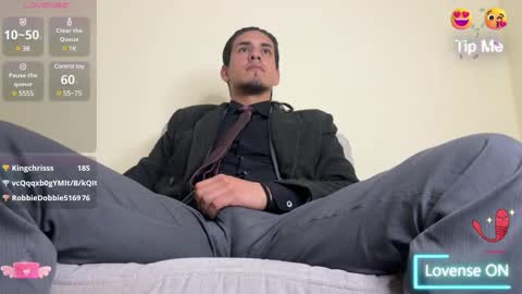 Snapshot of tom_blunt96 chatting on March 7, 12:56 pm TOM online show from March 7, 12:56 pm