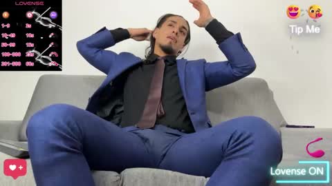 Snapshot of tom_blunt96 chatting on September 13, 7:57 pm TOM online show from September 13, 7:57 pm
