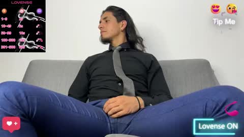 Snapshot of tom_blunt96 chatting on October 11, 9:30 am TOM online show from October 11, 9:30 am