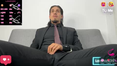 Snapshot of tom_blunt96 chatting on October 18, 6:48 am TOM online show from October 18, 6:48 am