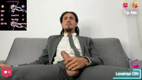 Snapshot of tom_blunt96 chatting on October 20, 4:18 pm TOM online show from October 20, 4:18 pm