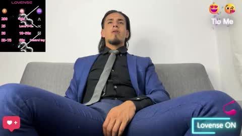 Snapshot of tom_blunt96 chatting on October 29, 5:20 am TOM online show from October 29, 5:20 am