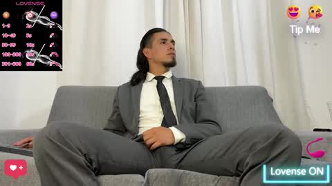 Snapshot of tom_blunt96 chatting on November 3, 9:48 pm TOM online show from November 3, 9:48 pm