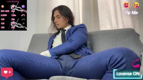 Snapshot of tom_blunt96 chatting on November 6, 7:48 pm TOM online show from November 6, 7:48 pm