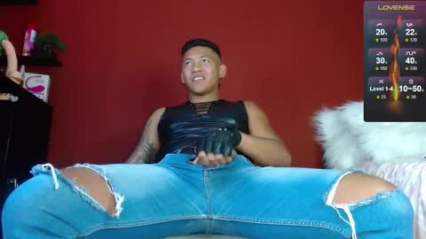 Snapshot of tom_brown12 chatting on February 22, 2:30 pm Tom online show from February 22, 2:30 pm