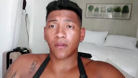 Snapshot of tom_brown12 chatting on March 8, 6:16 pm Tom online show from March 8, 6:16 pm