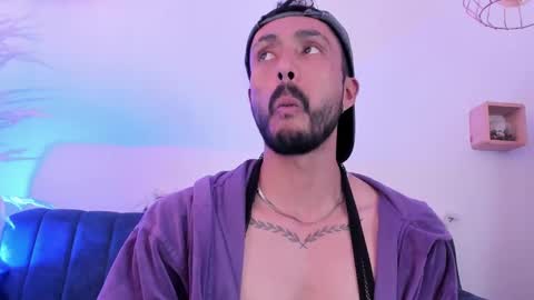 Master of pleasure online show from October 6, 9:12 pm