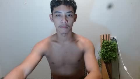 Snapshot of tom_denzel chatting on January 10, 2:41 pm jay online show from January 10, 2:41 pm