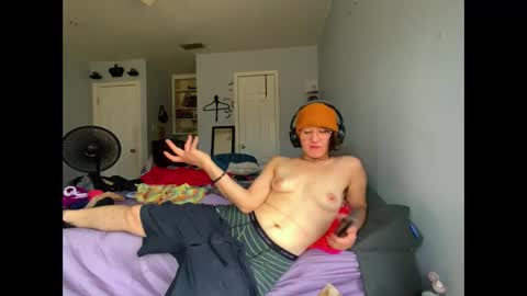 tomboy_titties online show from February 9, 9:52 pm