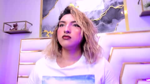 Snapshot of tomlondon_ chatting on November 25, 12:16 pm online show from November 25, 12:16 pm