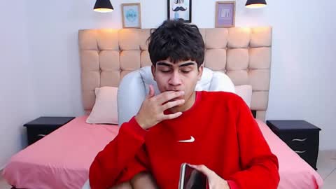 Tommy  online show from January 22, 6:42 am