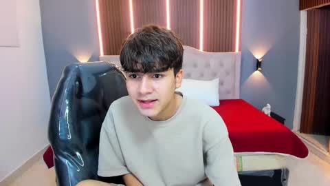 Tommy  online show from September 25, 3:21 am