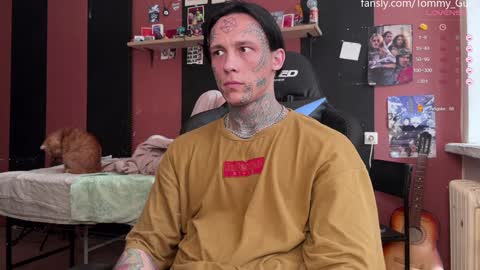 Tommy and Katana online show from December 19, 11:29 am