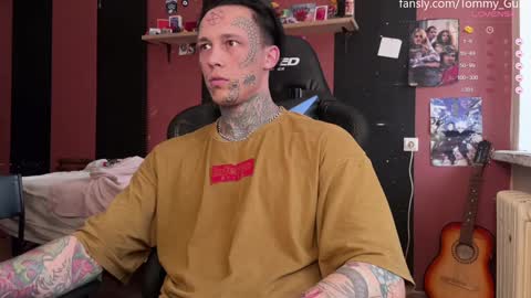 Tommy and Katana online show from December 20, 9:43 am