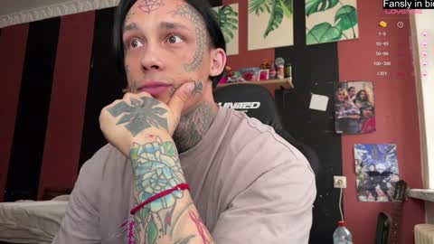 Tommy and Katana online show from December 23, 9:16 am