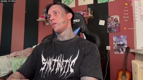 Tommy and Katana online show from January 2, 3:19 pm