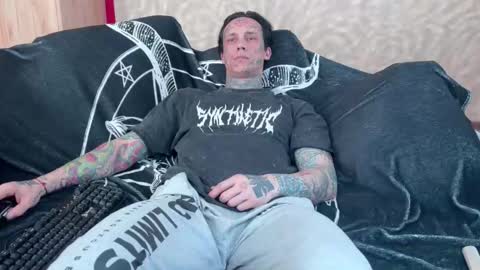 Tommy and Katana online show from February 21, 9:34 am