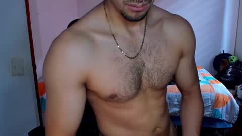 Twitter BreddTommy IG tommy bredd online show from January 9, 3:26 pm