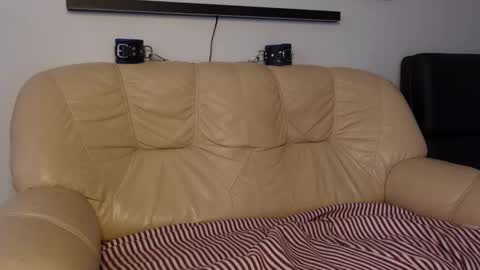 Snapshot of tommy_burnzzz chatting on December 16, 12:16 pm tommy burnzzz online show from December 16, 12:16 pm