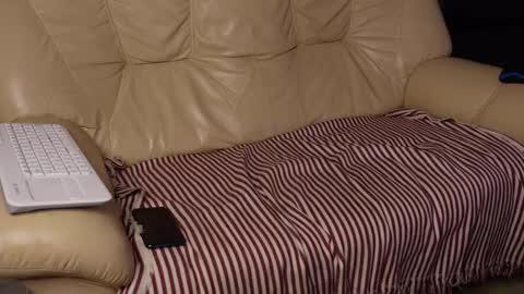 Snapshot of tommy_burnzzz chatting on December 25, 4:22 am tommy burnzzz online show from December 25, 4:22 am