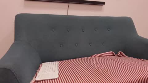 Snapshot of tommy_burnzzz chatting on January 22, 5:48 am tommy burnzzz online show from January 22, 5:48 am