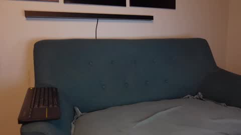 Snapshot of tommy_burnzzz chatting on February 7, 5:52 am tommy burnzzz online show from February 7, 5:52 am