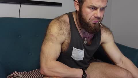 Snapshot of tommy_burnzzz chatting on March 10, 5:39 pm tommy burnzzz online show from March 10, 5:39 pm