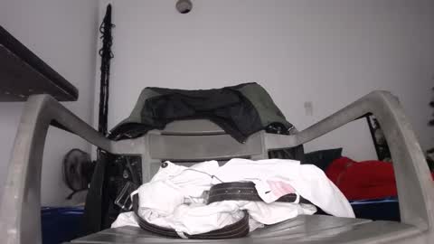   Thomas    online show from January 4, 1:31 am