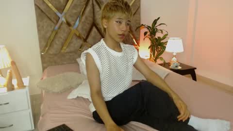 Tommy Foxboy online show from December 9, 2:06 pm