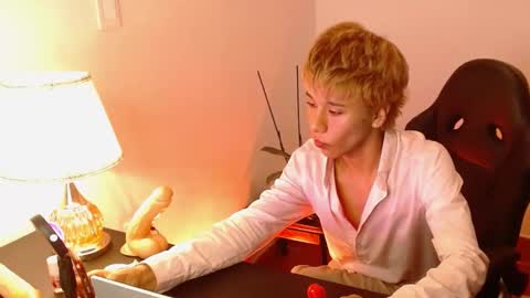 Tommy Foxboy online show from December 18, 2:49 pm